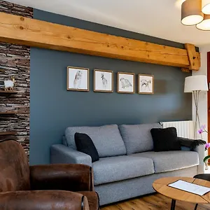 T4 Meuble De 105m2 Axe Annecy-geneve Appartement